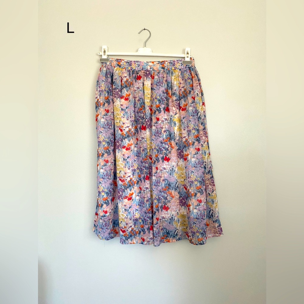 Flower skirt size L